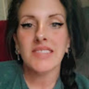 Meet your Posher, Halie